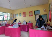 Hari Pertama Ujian Sekolah, Marini Beri Semangat ke Siswa Kelas VI SD