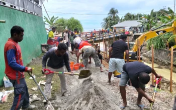 Wujudkan Sula Bahagia, Bupati FAM Bangun Jembatan Darurat Dan Tanggul Wai Bega