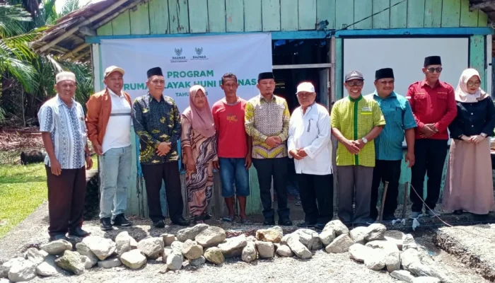 Terima Bantuan Rumah Layak Huni,Saina Umasugi, Terimakasih Bupati FAM