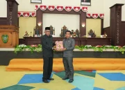 DPRD Gelar Paripurna KUA- PPAS,APBD Sula 2026 Turun Drastis