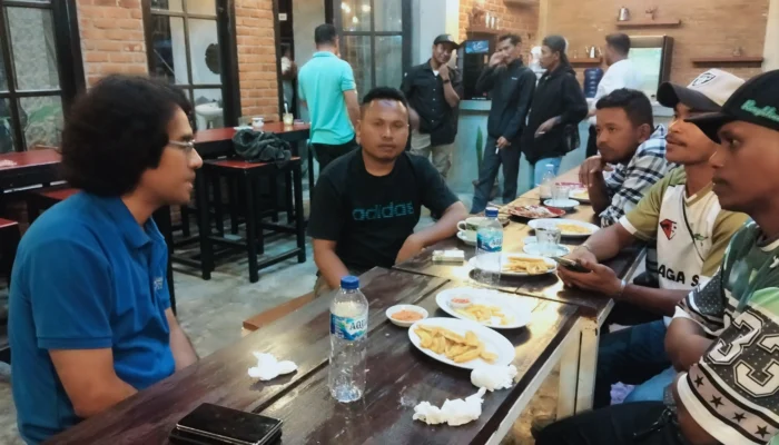 Gelar Konferensi Pers, DR.Gral Minta Bupati Lobi Lobi Ke Provinsi Dan Kementerian
